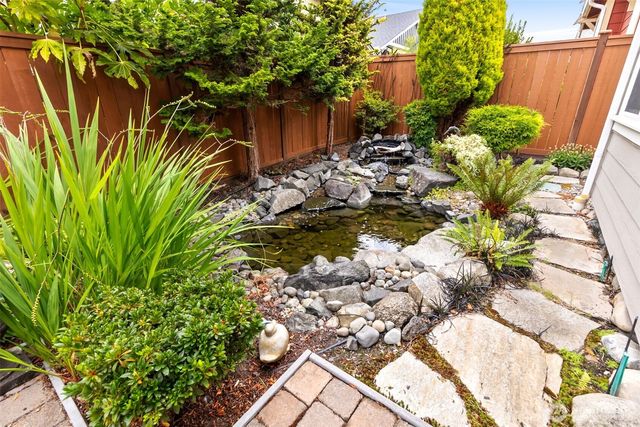 8336 Bainbridge Loop NE, Lacey, WA 98516