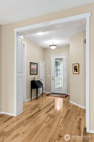 8336 Bainbridge Loop NE, Lacey, WA 98516