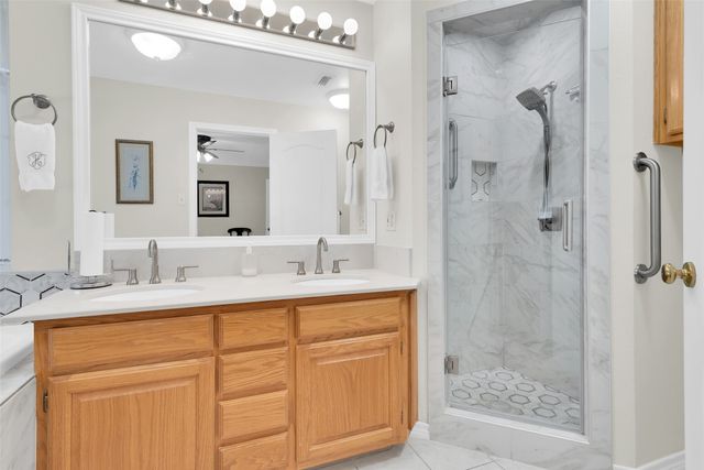 209 Bryant Street, Pottsboro, TX 75076