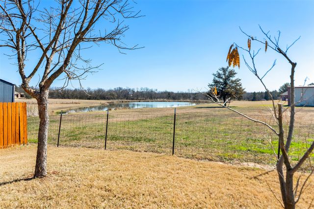 209 Bryant Street, Pottsboro, TX 75076