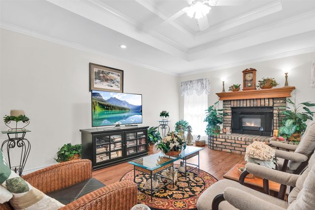 209 Bryant Street, Pottsboro, TX 75076