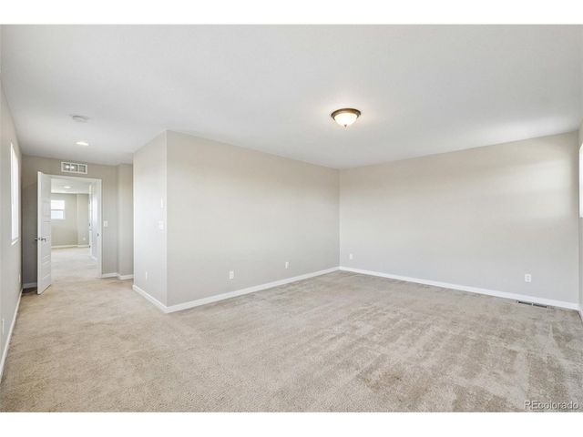 10202 Southlawn Cir, Commerce City, CO 80022