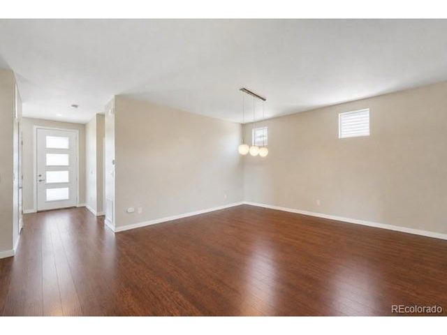 10202 Southlawn Cir, Commerce City, CO 80022