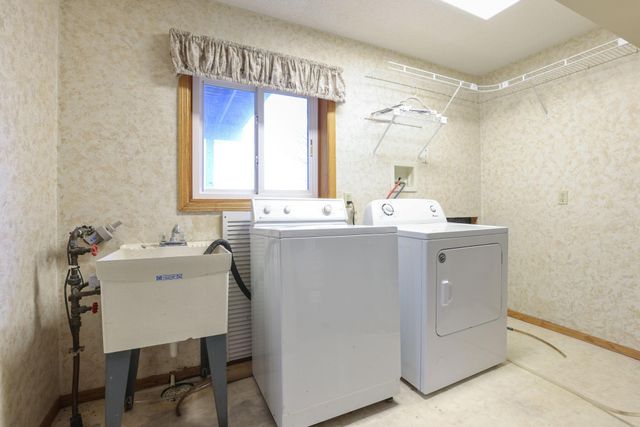 10987 Brittany Drive N, Champlin, MN 55316