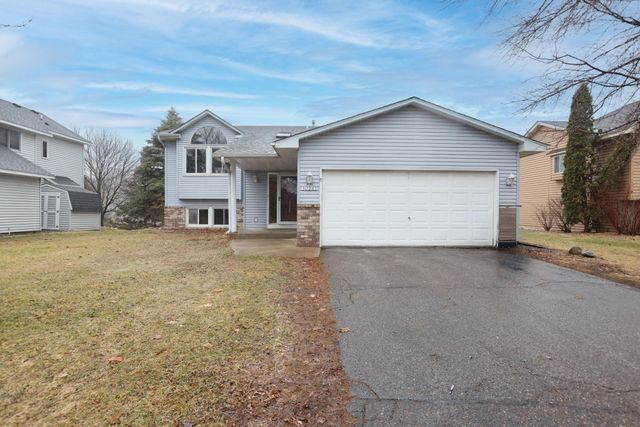 10987 Brittany Drive N, Champlin, MN 55316