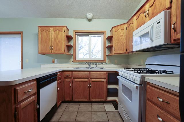 10987 Brittany Drive N, Champlin, MN 55316