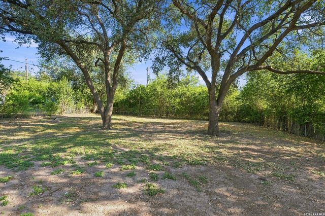 223 SUMMERTIME DR, San Antonio, TX 78216