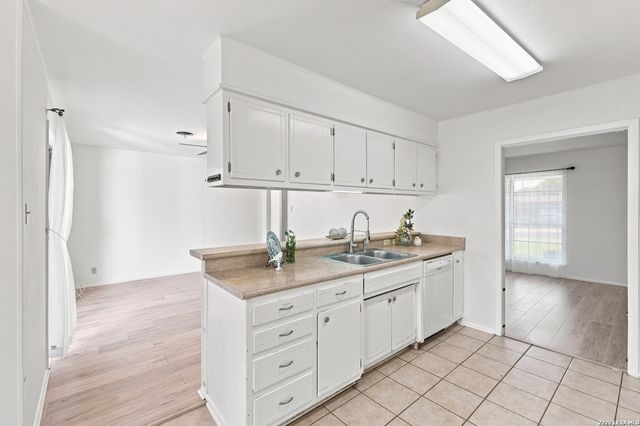 223 SUMMERTIME DR, San Antonio, TX 78216