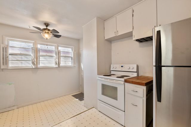 3801 E GRAIL AVE, Wichita, KS 67218