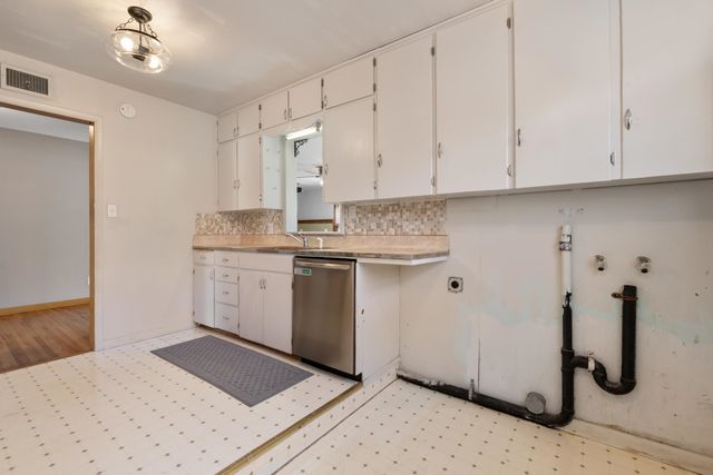 3801 E GRAIL AVE, Wichita, KS 67218