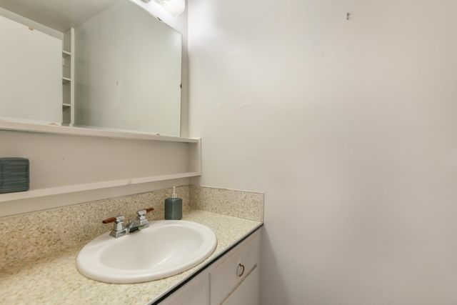 3801 E GRAIL AVE, Wichita, KS 67218