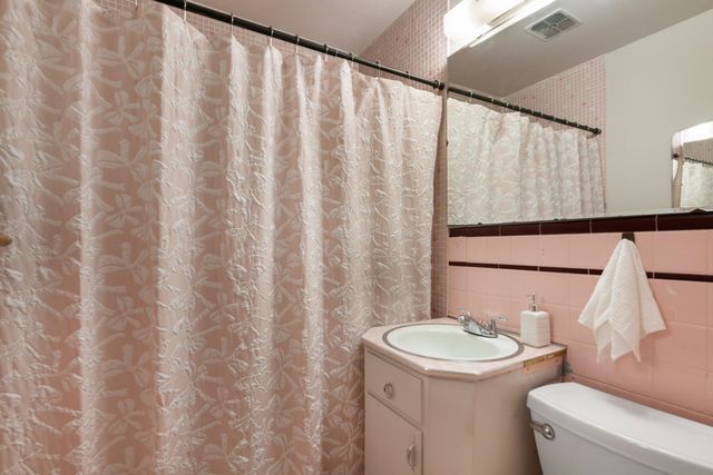 3801 E GRAIL AVE, Wichita, KS 67218