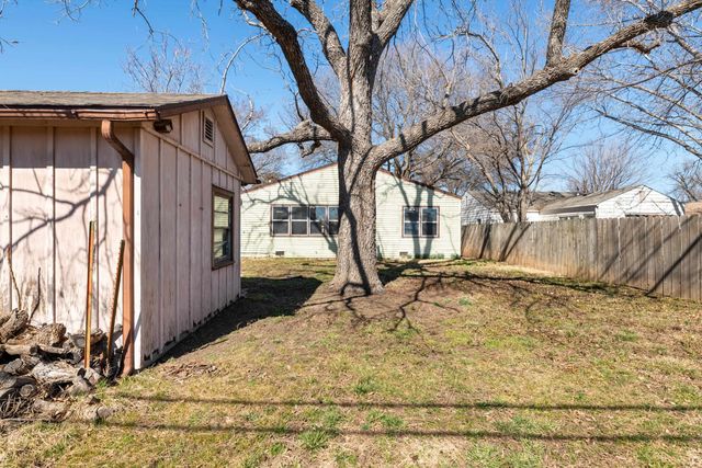 3801 E GRAIL AVE, Wichita, KS 67218