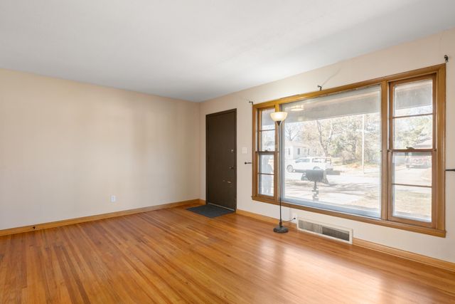 3801 E GRAIL AVE, Wichita, KS 67218