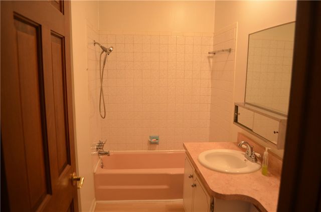 344 Jo Ann Dr, Monessen, PA 15062