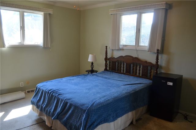 344 Jo Ann Dr, Monessen, PA 15062