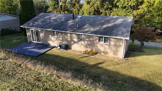 344 Jo Ann Dr, Monessen, PA 15062