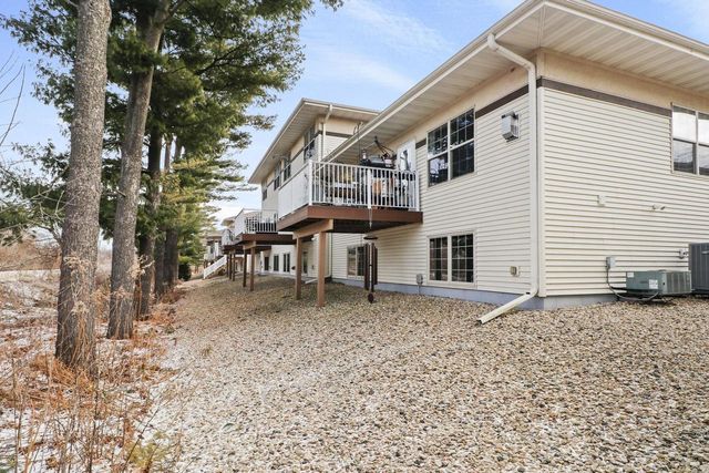 702 Clardell Drive, Sun Prairie, WI 53590