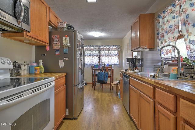 1441 Valley Street, Kingsport, TN 37660