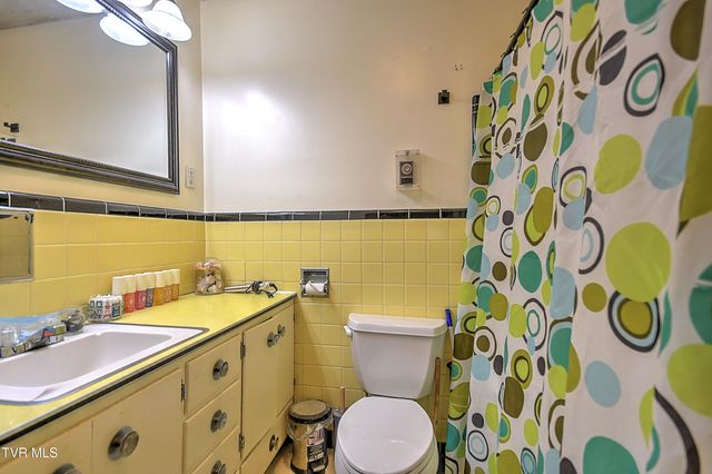 1441 Valley Street, Kingsport, TN 37660