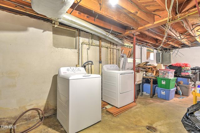 1441 Valley Street, Kingsport, TN 37660