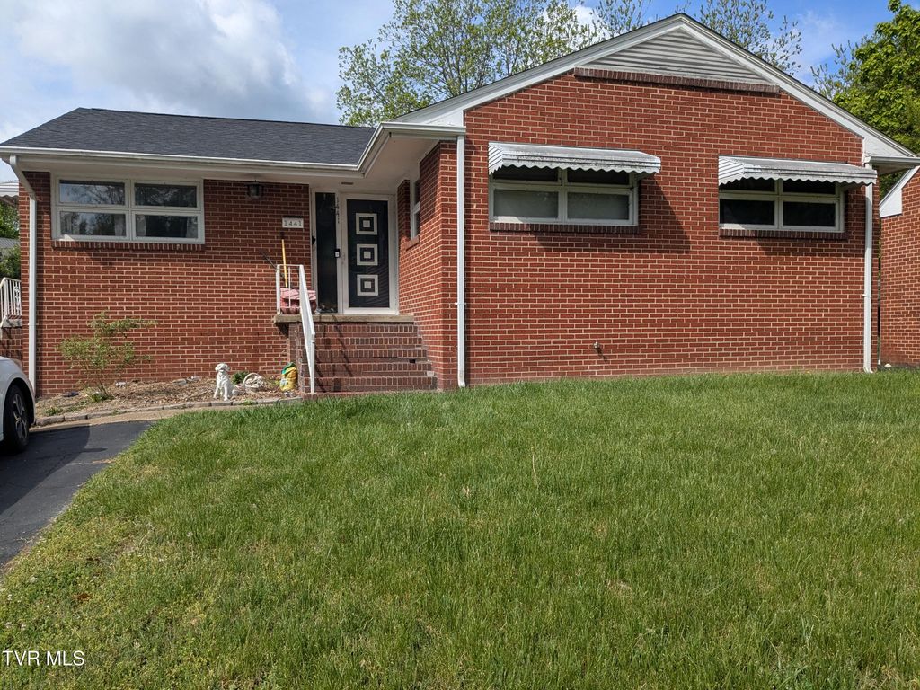 1441 Valley Street, Kingsport, TN 37660