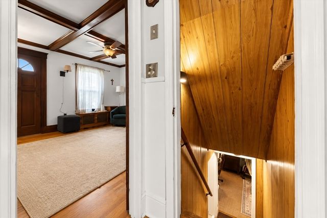 422 Main Street, Groveland, MA 01834