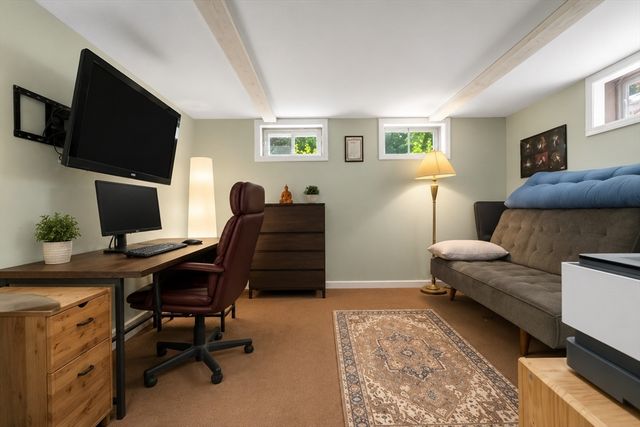422 Main Street, Groveland, MA 01834