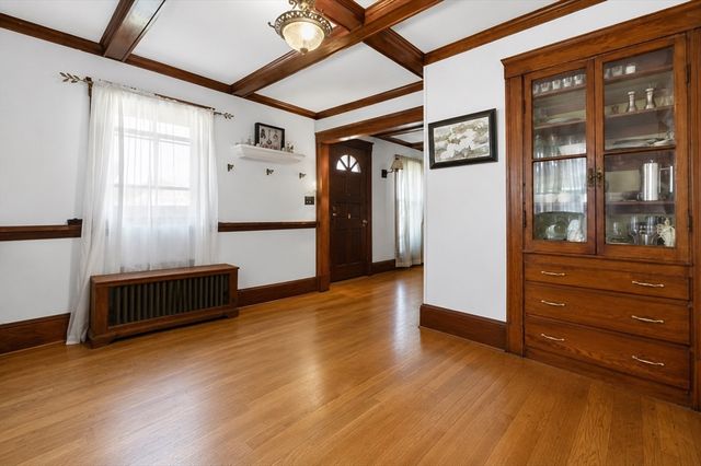 422 Main Street, Groveland, MA 01834
