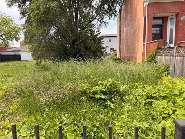 4240 S Saint Lawrence Avenue, Chicago, IL 60653