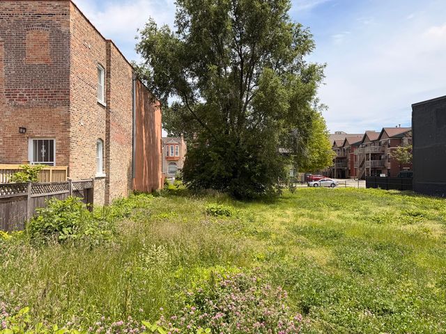 4240 S Saint Lawrence Avenue, Chicago, IL 60653
