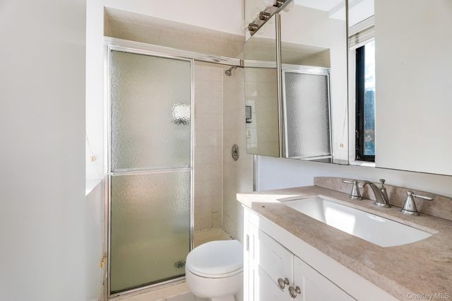 9921 4th Avenue 2H, Brooklyn, NY 11209