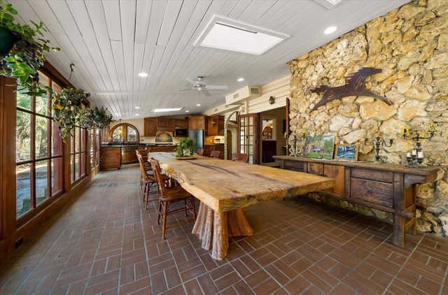 5824 SE 185TH AVENUE, Micanopy, FL 32667