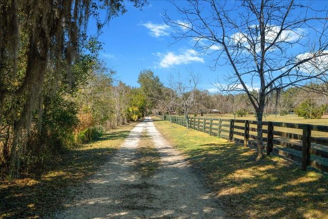 5824 SE 185TH AVENUE, Micanopy, FL 32667