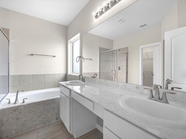 13210 Anchor Isle Court, Texas City, TX 77568