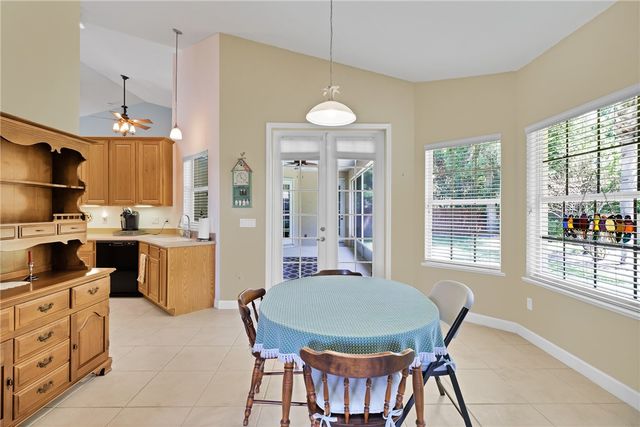 6760 49th Court, Vero Beach, FL 32967