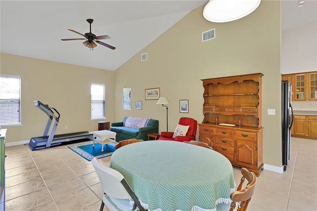 6760 49th Court, Vero Beach, FL 32967