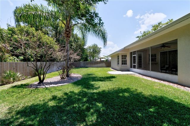 6760 49th Court, Vero Beach, FL 32967