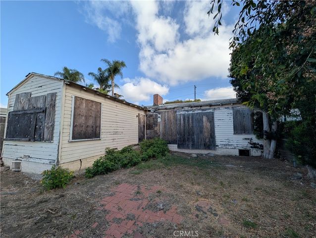 1698 Vista Del Mar Drive, Ventura, CA 93001
