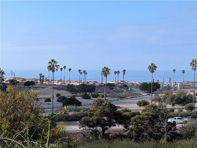 1698 Vista Del Mar Drive, Ventura, CA 93001