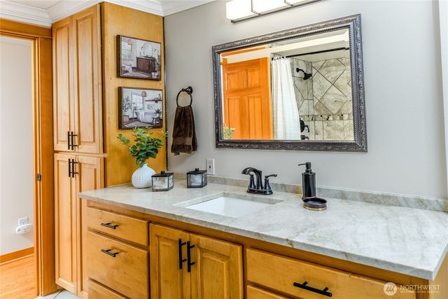 273702 Hwy 101, Sequim, WA 98382