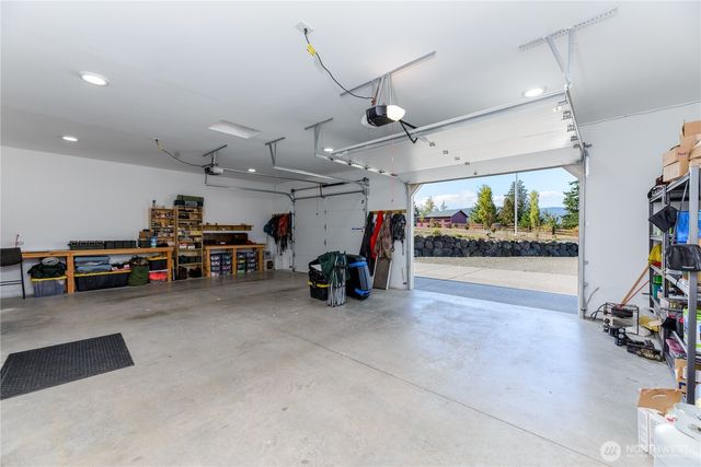 273702 Hwy 101, Sequim, WA 98382