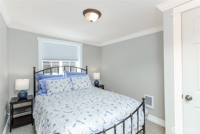 273702 Hwy 101, Sequim, WA 98382