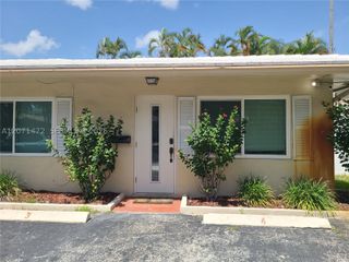 633 NE 16th Ave 3, Fort Lauderdale, FL 33304