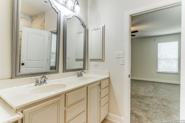 108 Rattlesnake Bluff, Boerne, TX 78006