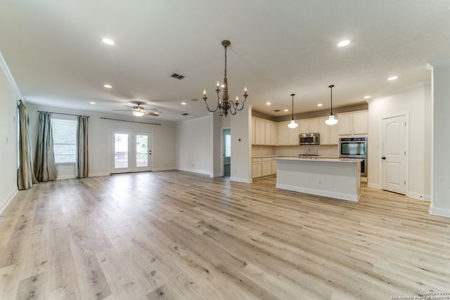 108 Rattlesnake Bluff, Boerne, TX 78006