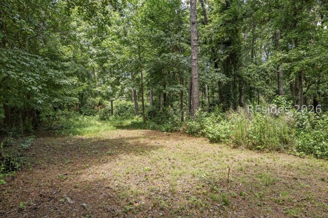 36 Leacybridge Road, Bluffton, SC 29910