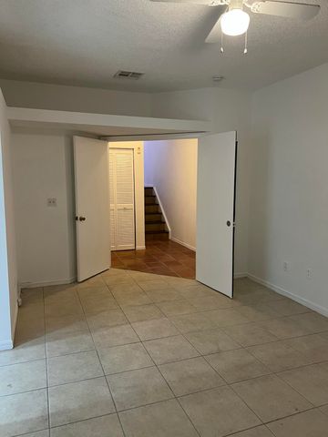 12695 NW 14th Place, Sunrise, FL 33323