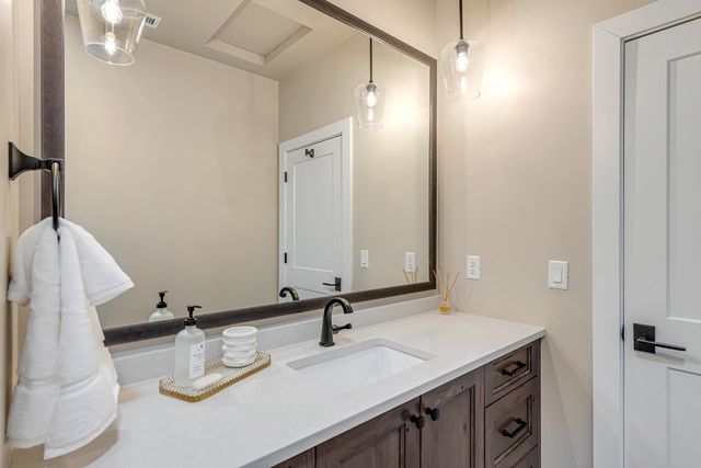 2698 Village Center Way, Grand Junction, CO 81506