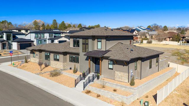 2698 Village Center Way, Grand Junction, CO 81506